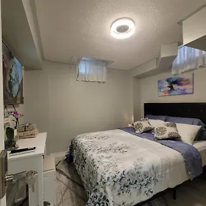 Homestay Roryhouse, Toronto