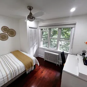 Homestay Central Area Double-bed, Toronto